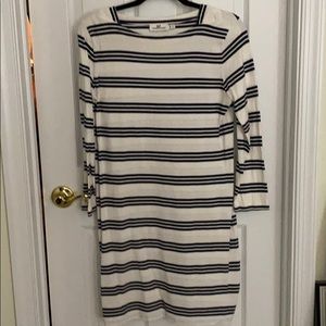 Vineyard Vines White & Navy Stripe Dress Small